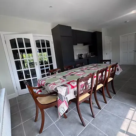 The Coast House Guest house *